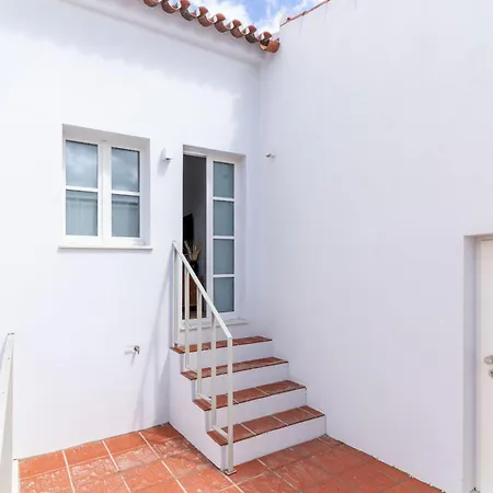 Limehome Evora Rua De Machede 52 Room photo