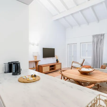 Limehome Evora Rua De Machede 52 Room photo